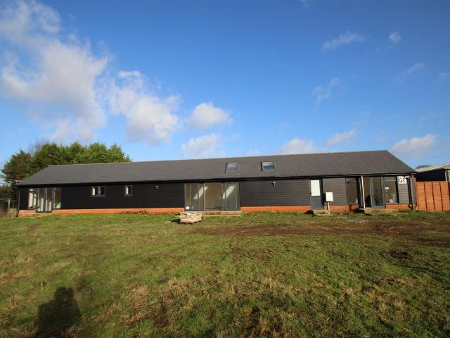 Gravelly Bottom Road, Kingswood, Maidstone ME17, 3 bed bungalow to rent, £1,600 pcm | PrimeLocation