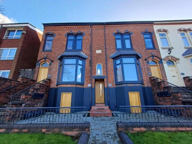 Gravelly Hill, Erdington B23, 1 bed flat to rent, £900 pcm | PrimeLocation