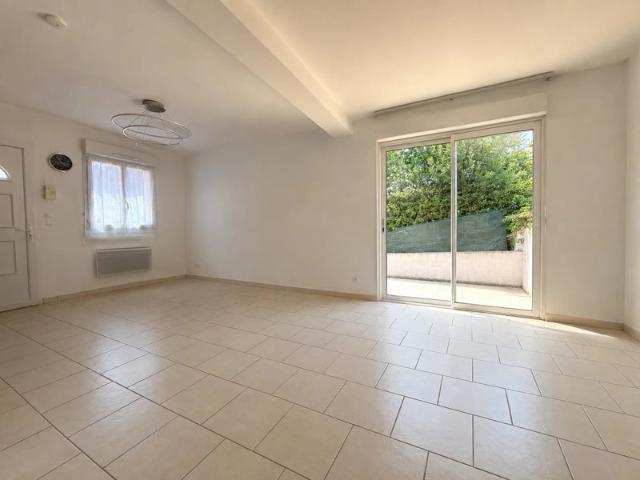 GRAVIGNY Maison F4 de 90 m2 avec Jardin et Garage