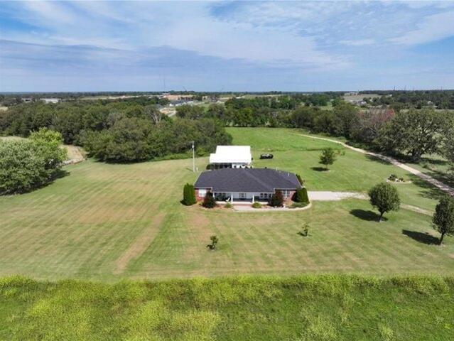 Gray Dr, Springdale, Home For Sale