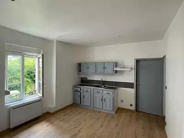 Gray 70100 Location appartement 2 pièces t2