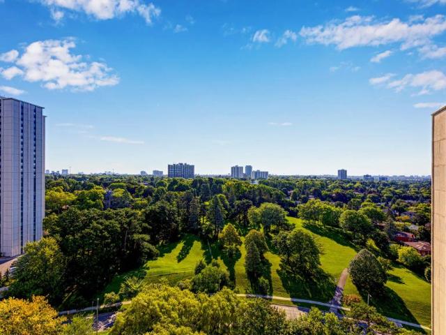 Graydon Hall — 2 Bedroom *1 MONTH FREE RENT INCENTIVE