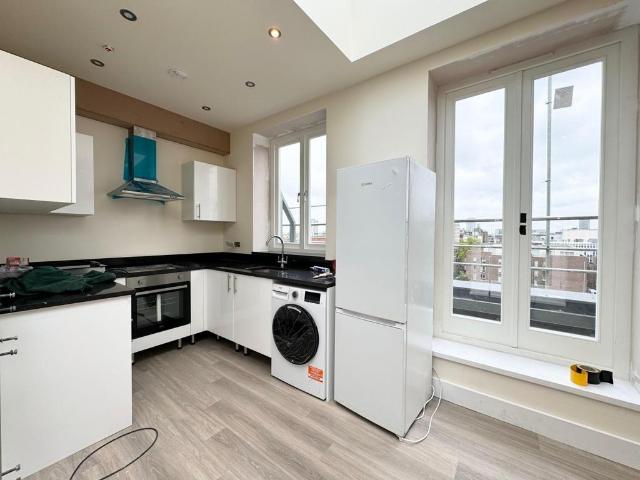 Grays Inn Road, Holborn 2 bed apartment to rent £4,000 pcm £923 pw