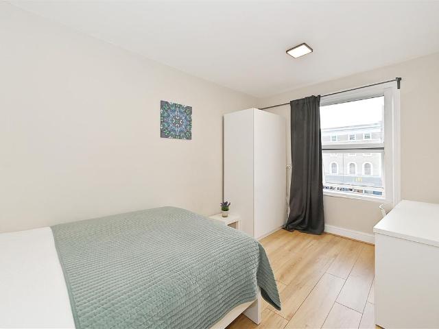 Gray's Inn Road, King's Cross, London WC1X, 2 bed property to rent, £2,850 pcm | PrimeLocation
