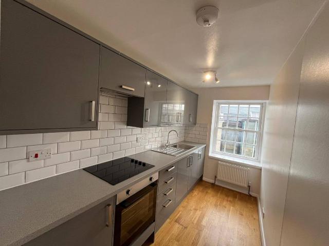 Gray's Inn Road, London WC1X, 1 bed flat to rent, £2,167 pcm | PrimeLocation