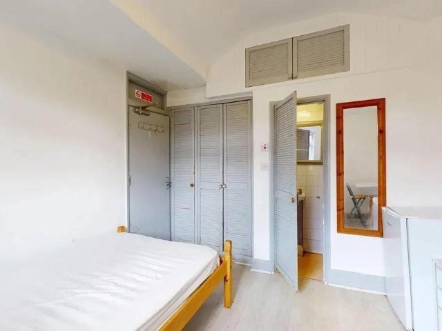 Gray's Inn Road, London WC1X, Studio to rent, £1,300 pcm | PrimeLocation