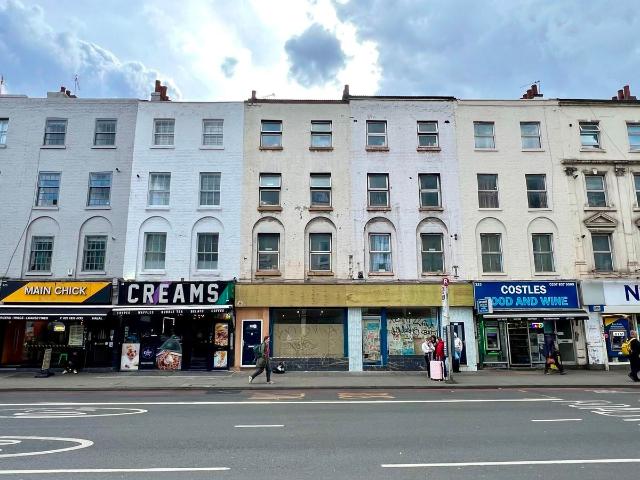 Gray's Inn Road, London WC1X, Studio to rent, £1,600 pcm | PrimeLocation