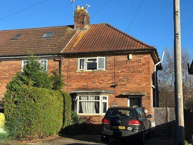 Grays Road, Headington, Oxford, Oxfordshire OX3, 3 bed terraced house to rent, £2,300 pcm | PrimeLocation