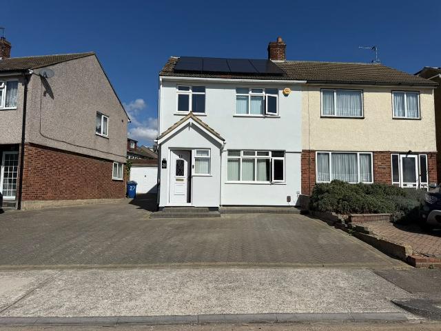 Grays RM17, 4 bed semi detached house to rent, £2,200 pcm | PrimeLocation