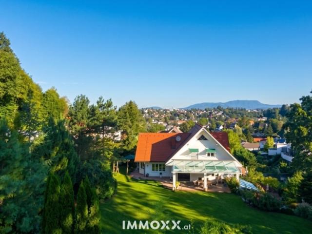 Graz St. Peter · Anwesen mit 380 m² Wohnfläche, privatem Spa und 2.163 m² umzäuntem Garten — am Grüngürtel, am Ende einer Sackstraße