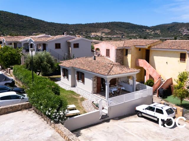 Graziosa villetta con giardino privato m² Budoni