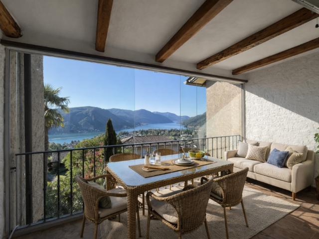 Graziosa casetta con vista lago stupenda