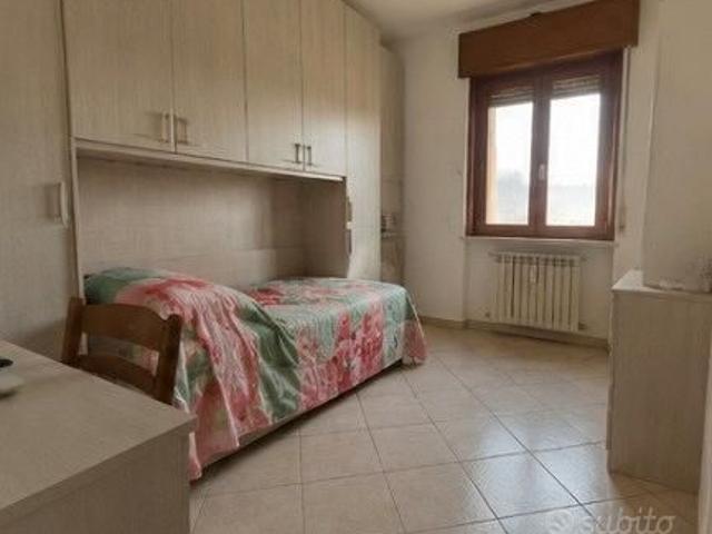 Grazioso trilocale con balcone a Lonato