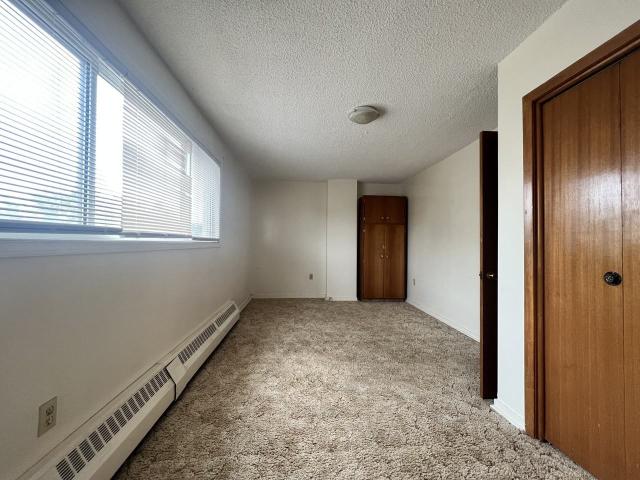 Graceland 1 Bedroom Apartment for Rent at 2249 Cornwall St, Regina, SK S4P 2L2 Transitional