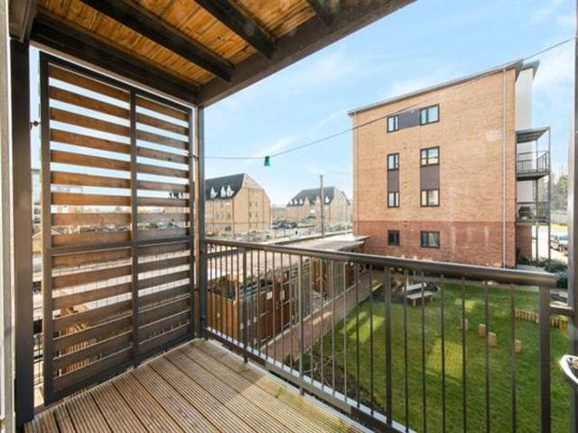 Grade Close, Elstree WD6, 2 bed flat to rent, £1,650 pcm | PrimeLocation