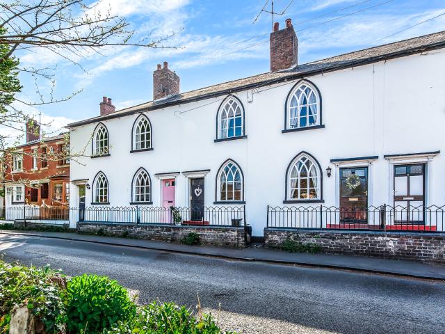 Grade II listed two bedroom cottage with period features, mature garden and off road parking in Oldswinford. To Let £995pcm