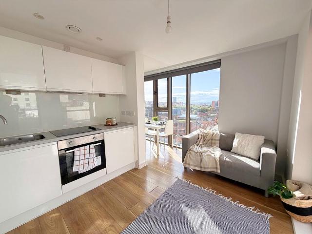 Gradwell Street, Liverpool L1 Studio to rent £775 pcm £179 pw