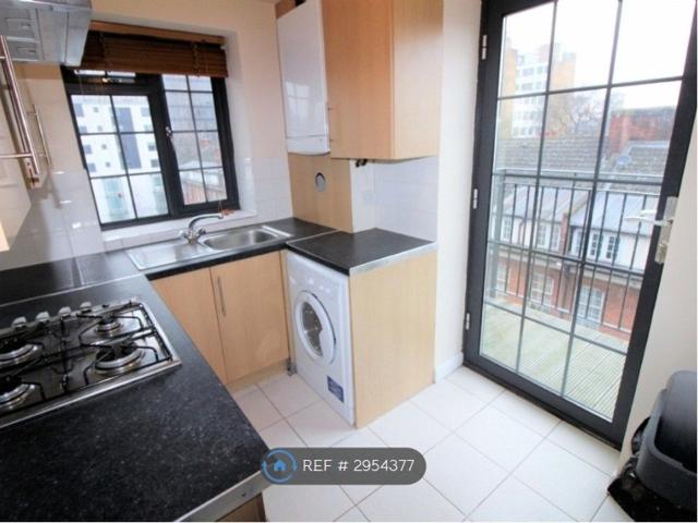 Grafton Chambers, London NW1, 3 bed flat to rent, £3,500 pcm | PrimeLocation