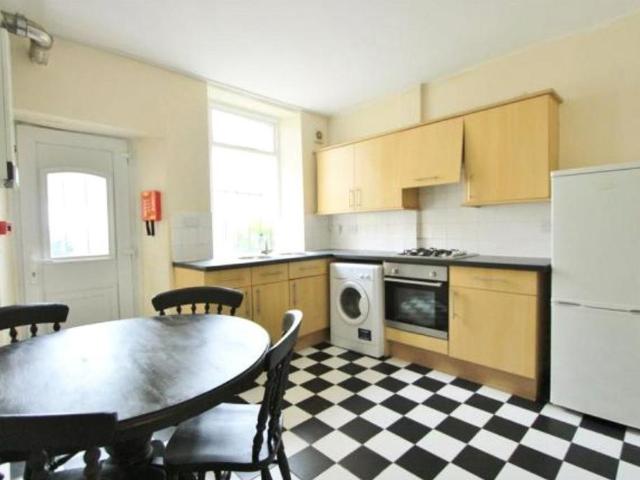 Grafton Crescent, London, NW1 4 bed property to rent £4,050 pcm £935 pw