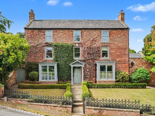 Grafton Lane, Marton Cum Grafton. 5 bed detached house to rent £4,995 pcm £1,153 pw
