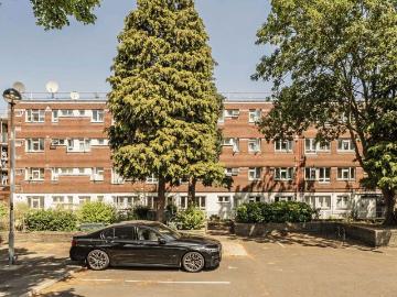 Grafton Road, London NW5 2 bed flat to rent £2,250 pcm £519 pw