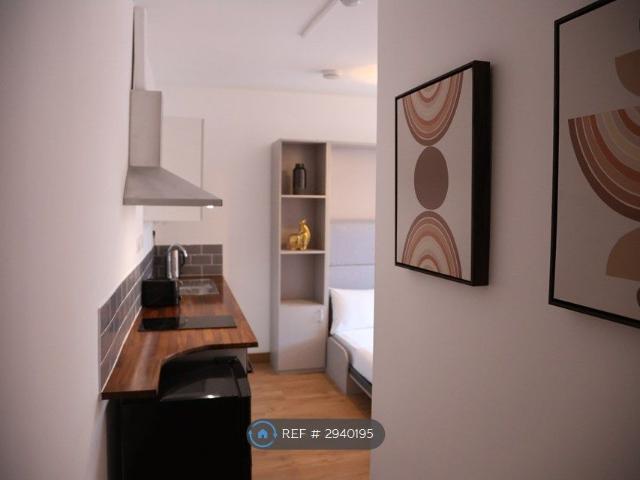 Grafton Road, London NW5, Studio to rent, £1,600 pcm | PrimeLocation