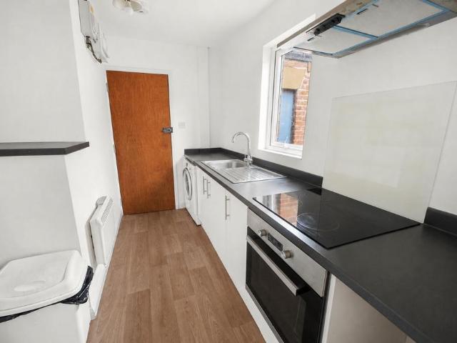 Grafton Street, Newton Le Willows, WA12 1 bed flat to rent £575 pcm £133 pw