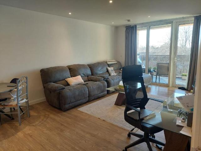 Graftham Court, 2 Brannigan Way. 2 bed flat to rent £2,300 pcm £531 pw