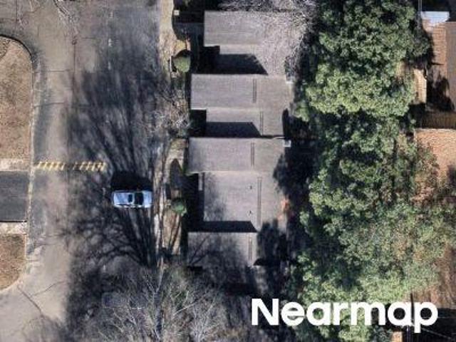 Graham Oaks Ct
