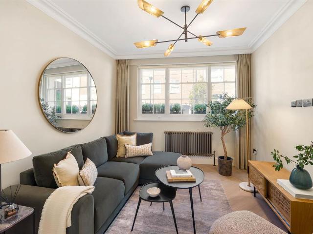 Graham Terrace, London SW1W, 3 bed property to rent, £8,342 pcm | PrimeLocation
