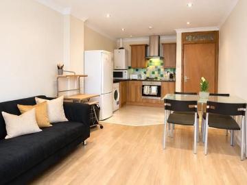 Grahamsley Street, Gateshead Town Centre NE8, 2 bed flat to rent, £800 pcm | PrimeLocation
