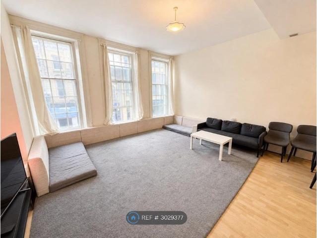 Grainger St, Newcastle Upon Tyne NE1, 2 bed flat to rent, £1,750 pcm | PrimeLocation