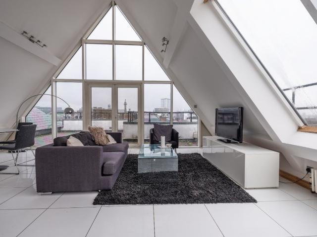 Grainger Street, Newcastle Upon Tyne NE1, 2 bed flat to rent, £2,000 pcm | PrimeLocation