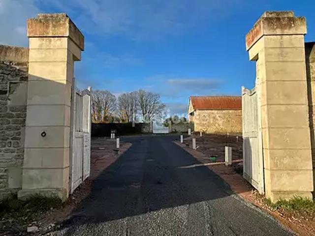 Grainville sur Odon 14210 Achat / Vente maison 1 pièce t1 au dernier étage cave