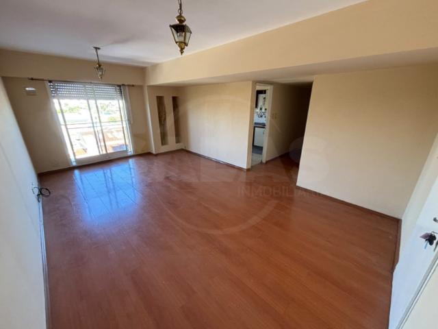 Gral. E López 3600, Sur
