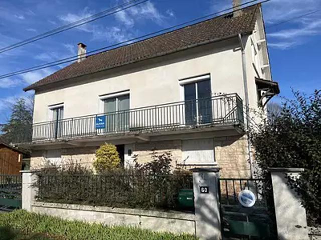 Gramat 46500 Achat / Vente maison 5 pièces t5 parking