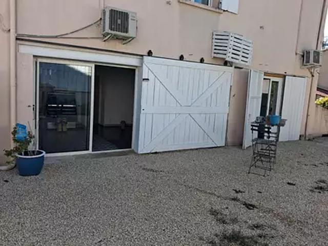 Grambois 84240 Location appartement 2 pièces t2 jardin