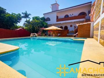 GRAN OPORTUNIDAD ACOGEDOR EDIFICIO CON DEPARTAMENTOS COMPLETOS EN VENTA CON ALBERCA EN OAXTEPEC