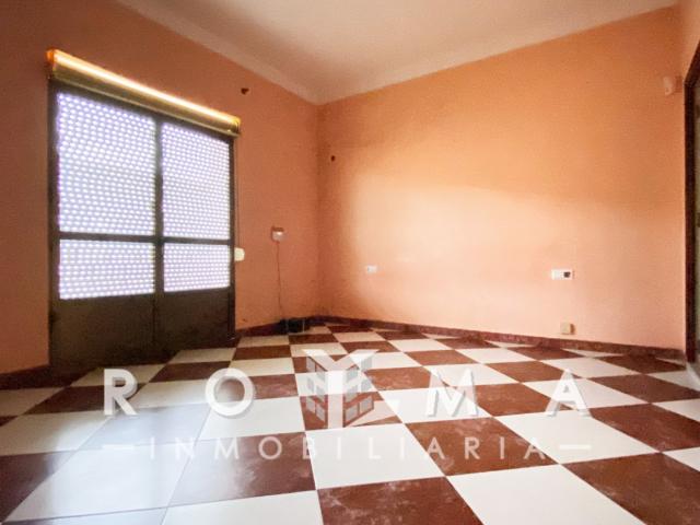 GRAN OPORTUNIDAD AMPLIO PISO CENTRO DE AZNALCÁZAR SEVILLA