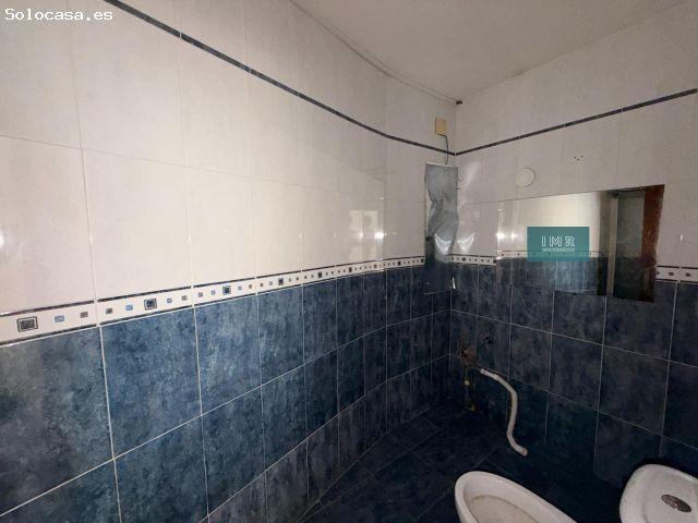 ¡Gran Oportunidad! Bajo con patio y chaflán muy luminoso en San Jerónimo – Ideal vivienda o inversió
