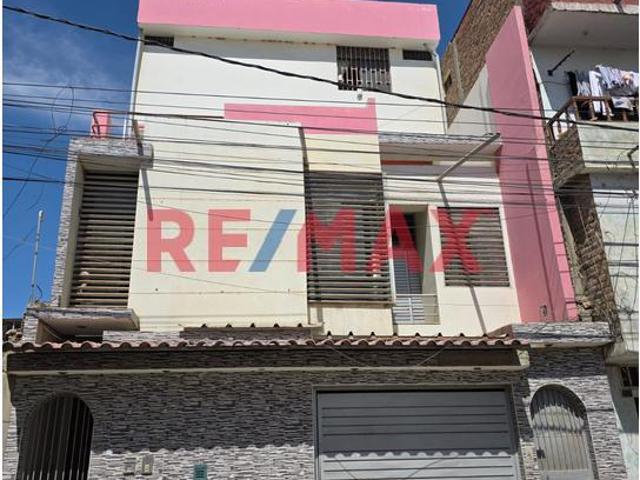 ¡Gran Oportunidad! Casa De 3 Pisos Con 16 Habitaciones En Venta En Corazon Comercial De Sullana