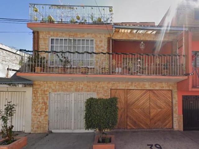 ¡Gran Oportunidad! Casa de Remate en Ciudad Nezahualcóyotl