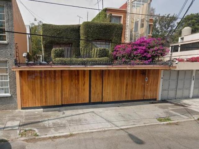 ¡Gran Oportunidad! Casa de Remate en Coyoacan