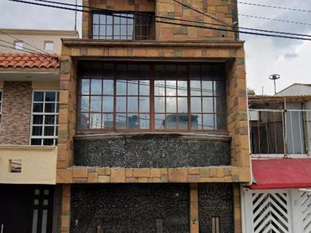 ¡Gran Oportunidad! Casa de Remate en Ecatepec de Morelos
