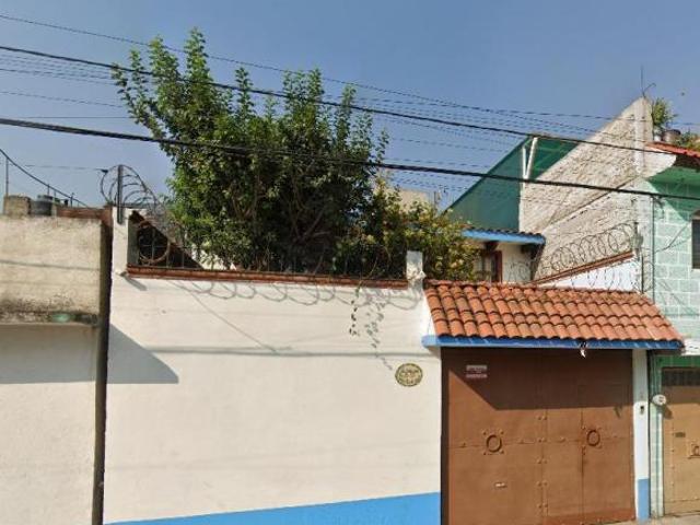 ¡Gran Oportunidad! Casa de Remate en Iztapalapa