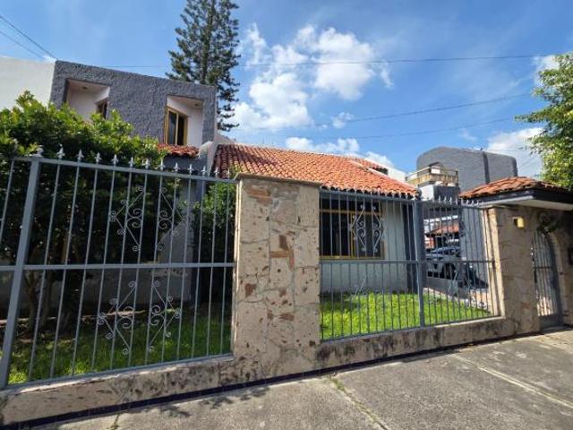 GRAN OPORTUNIDAD, CASA EN COL. LA ESTANCIA