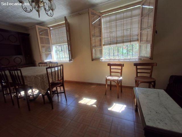 Gran oportunidad Casa en Santalla con 8 habitaciones