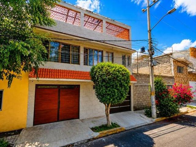 GRAN OPORTUNIDAD ! CASA EN REMATE EN COL. TAMAULIPAS, CD. NEZAHUALCOYOTL, CDMX. ORR20