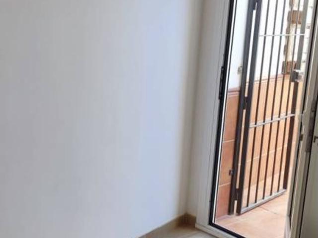 GRAN OPORTUNIDAD CON UNA SITUACION PREFERENCIAL DENTRO DE LA ZONA URBANA DE ALHAMA. MUY TRANQUILA