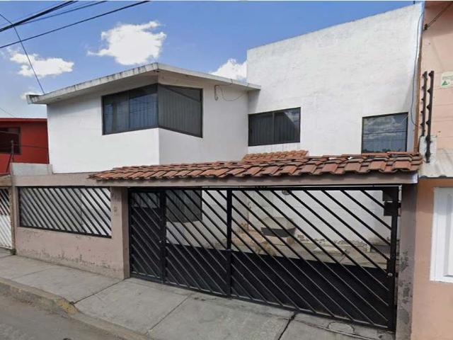 ?GRAN OPORTUNIDAD DE COMPRA! $579,999.00 HERMOSA CASA EN VENTA EN METEPEC